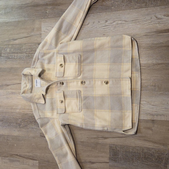 Old Navy Soft-Brushed Utility Shacket - Picture 2 of 8